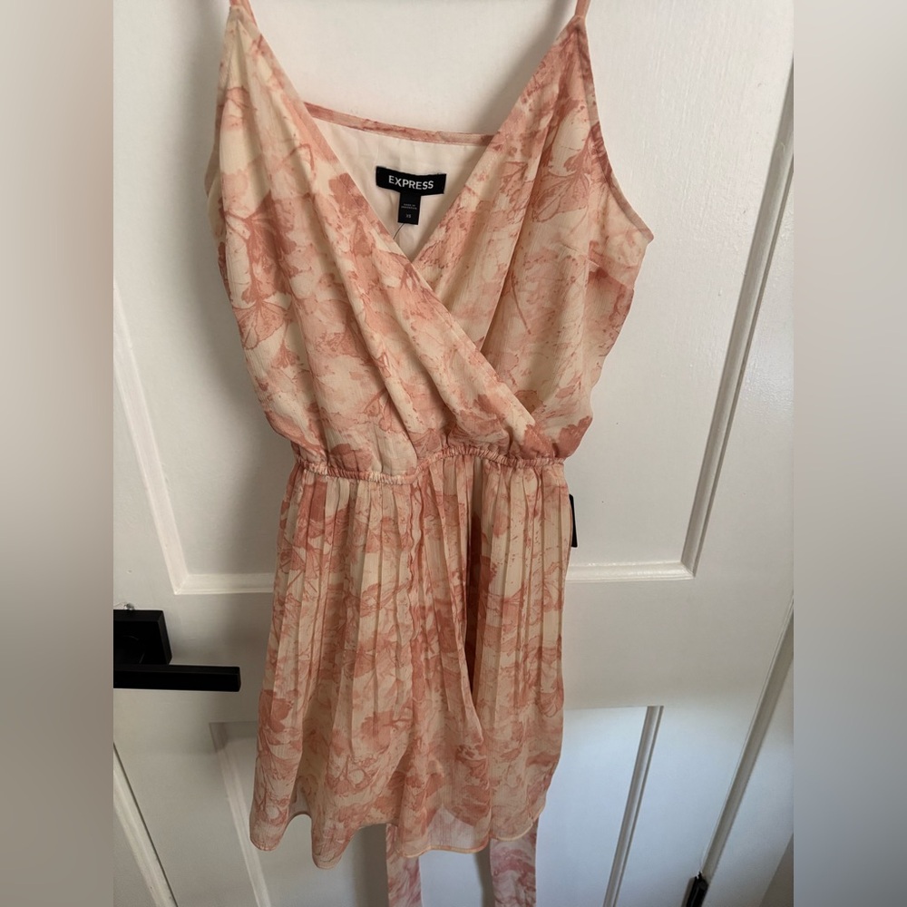 Express Women's Peach Floral Mini Romper